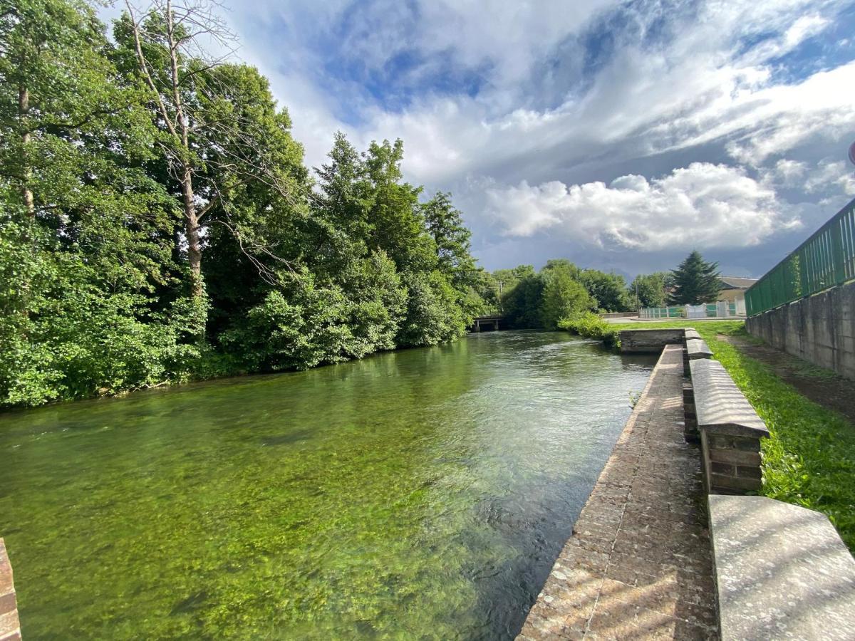 Maison Chaleureuse Avec Un Grand Jardin La Bonneville Exteriör bild